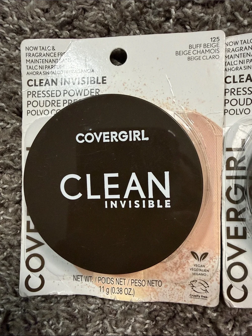 Covergirl Clean Invisible Pressed Powder - 1 per order- Buff Beige Soft Honey